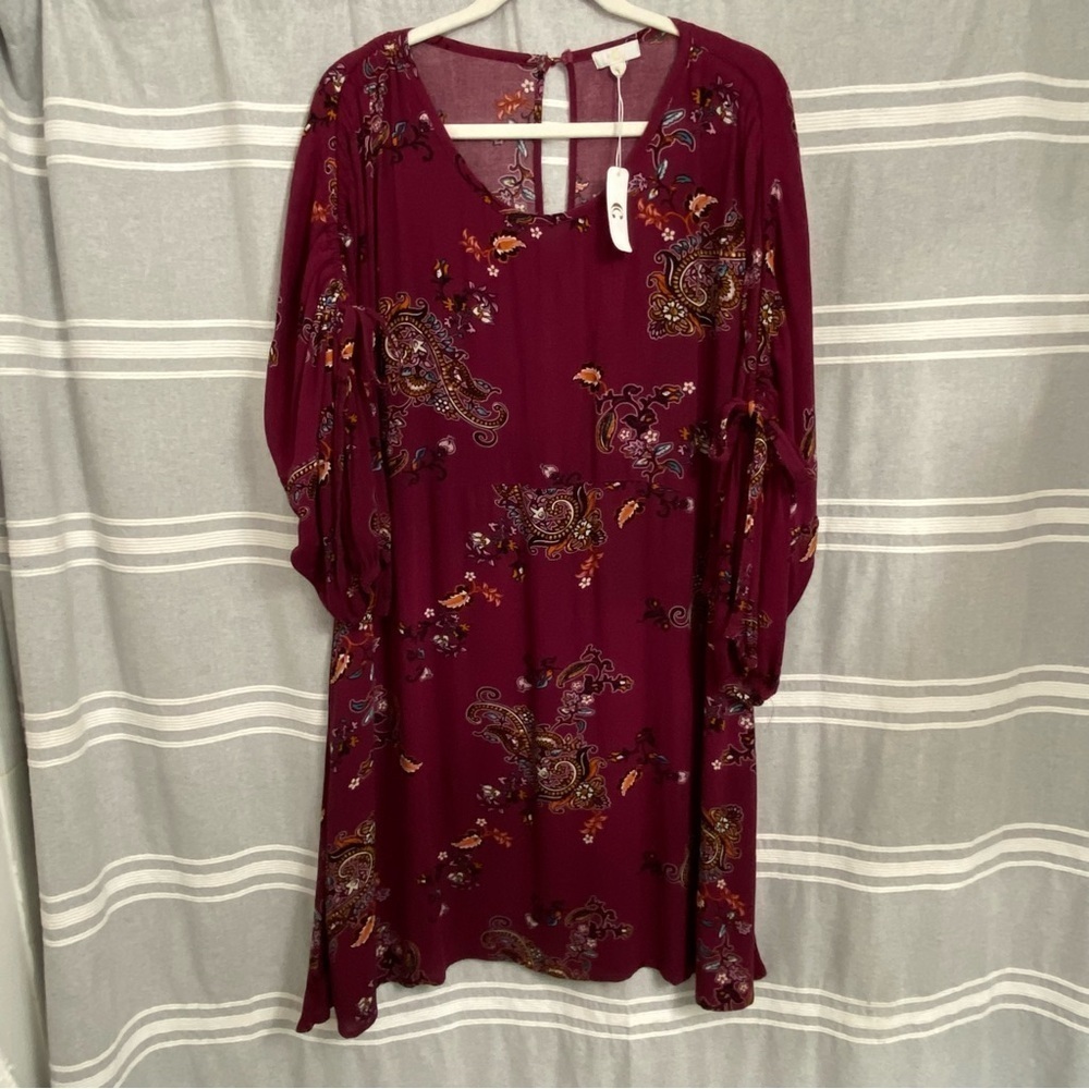 NWT CHARMING CHARLIE / Plum Paisley Print Dress Size XL